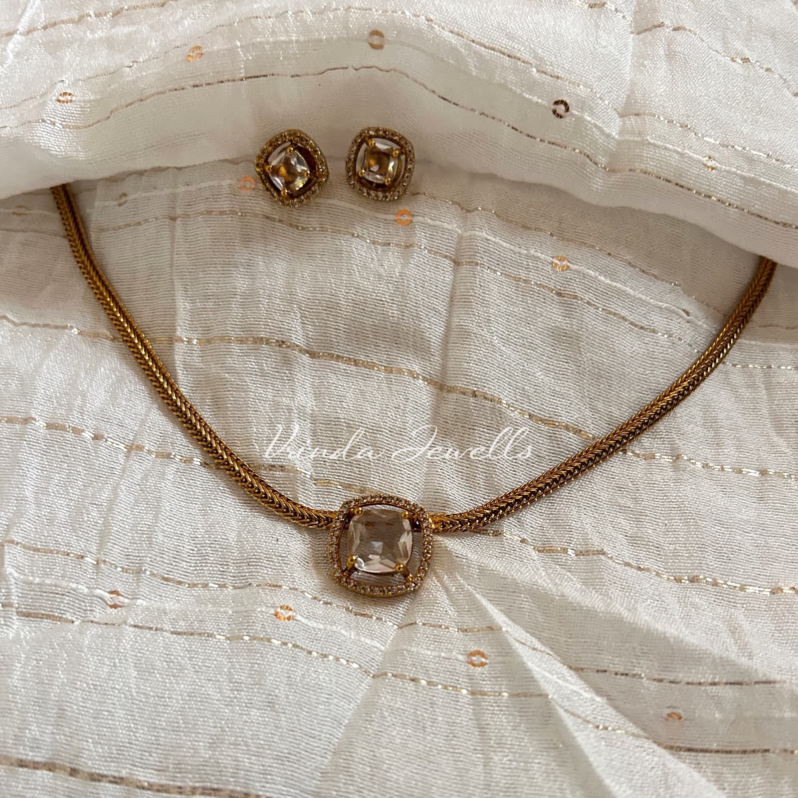 AD stone neck chain 6
